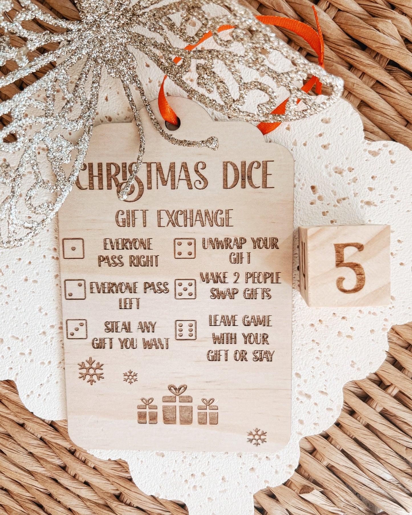 CHRISTMAS DICE GAME