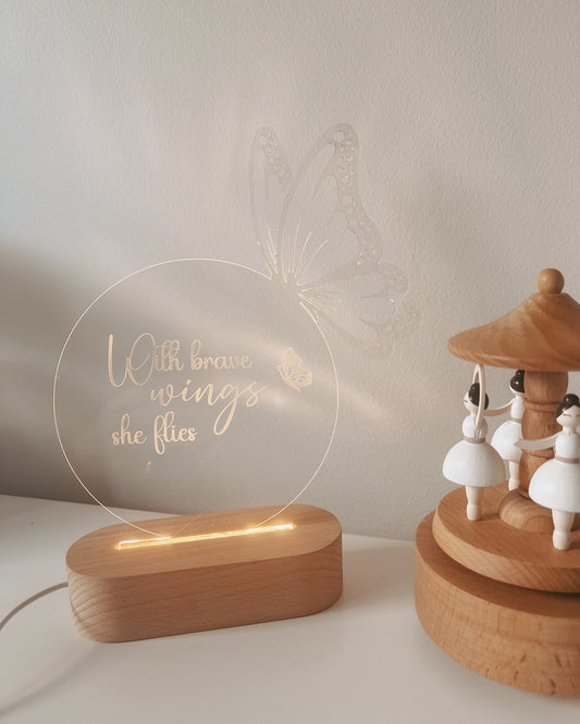 BUTTERFLY WITH BRAVE WINGS LED LAMP